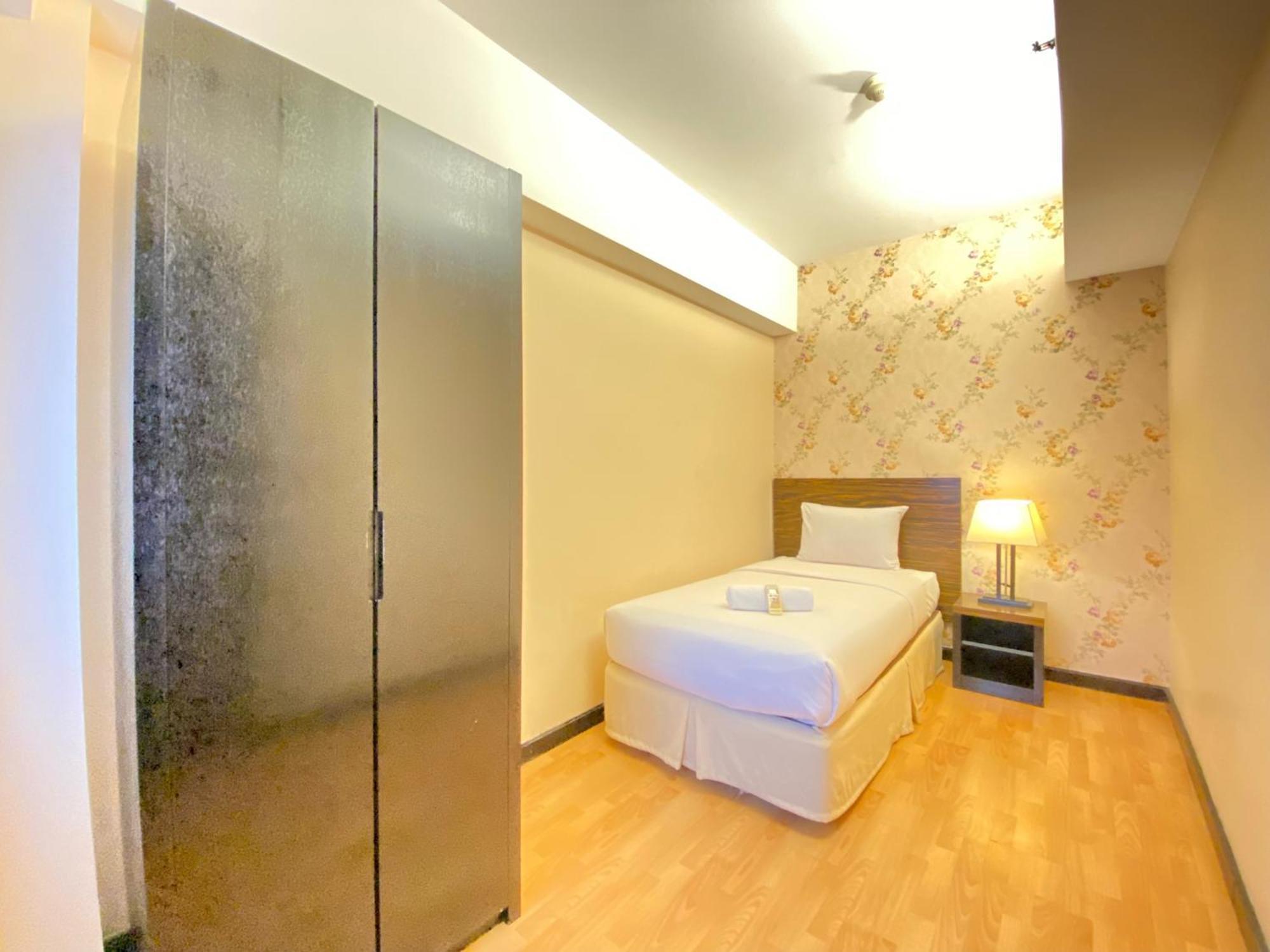 Apartemen Fancy And 2br At Braga Walk By Travelio