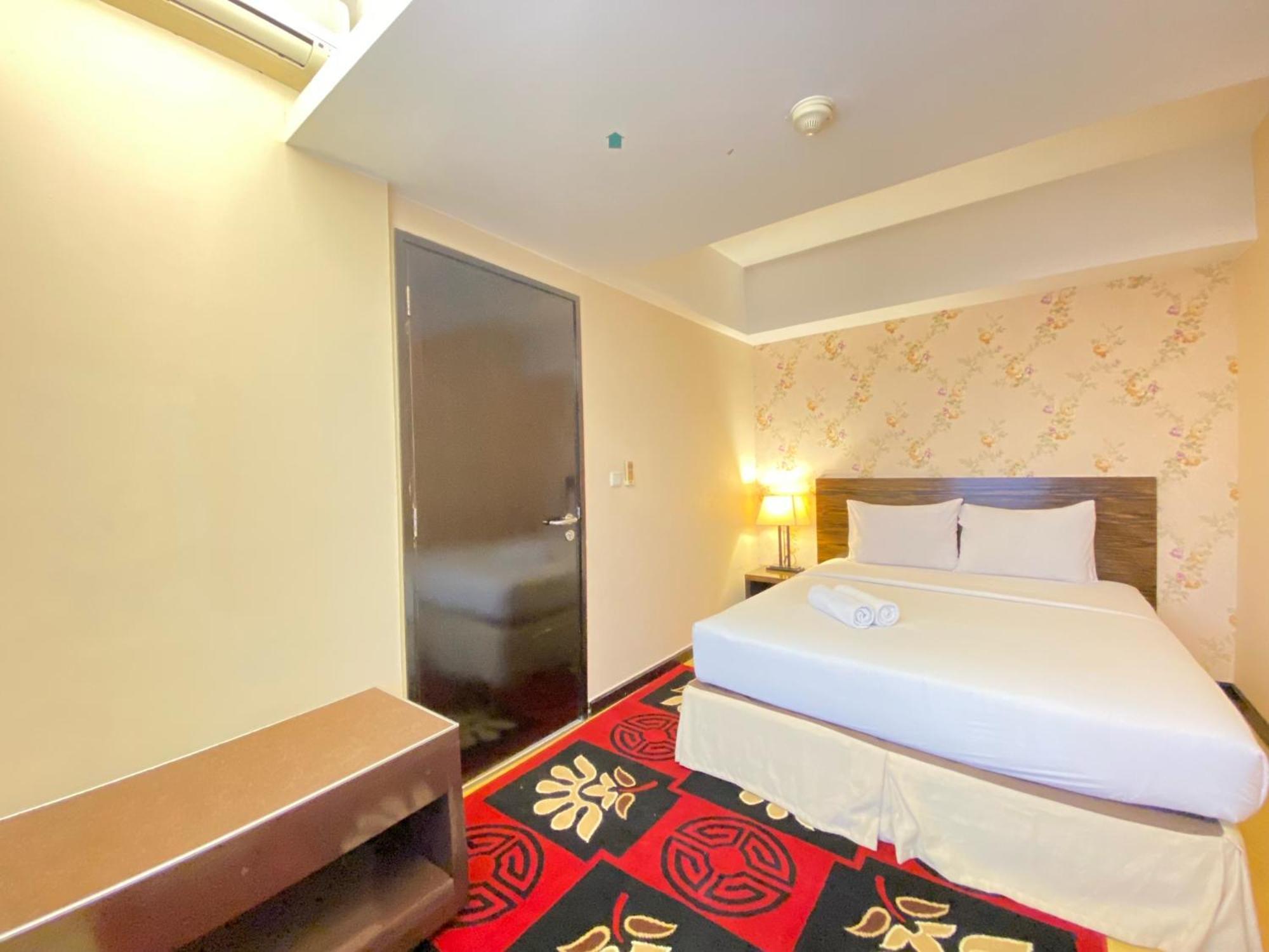 Fancy And 2br At Braga Walk By Travelio Apartemen